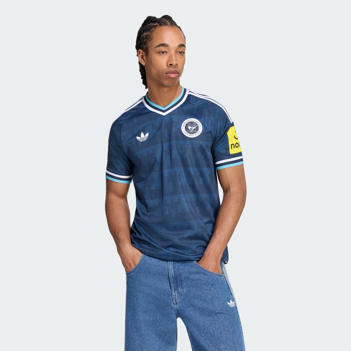 Camisa Newcastle 2026/27 II Torcedor - foto oficial adidas